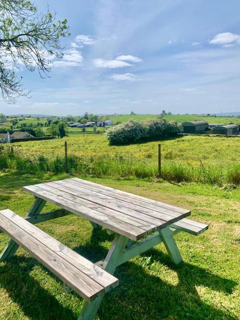 Quiet Farm Cottage Enniskillen Fermanagh Екстериор снимка